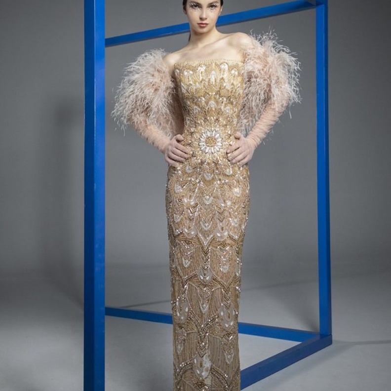  فساتين خطوبة مزينة بالذهبي@ramikadi