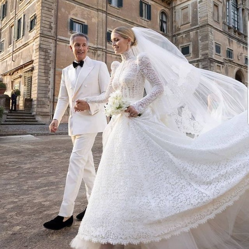  ليدي كيتي سبنسر Lady Kitty Spencer ومايكل لويس Michael Lewis، يوليو 2021