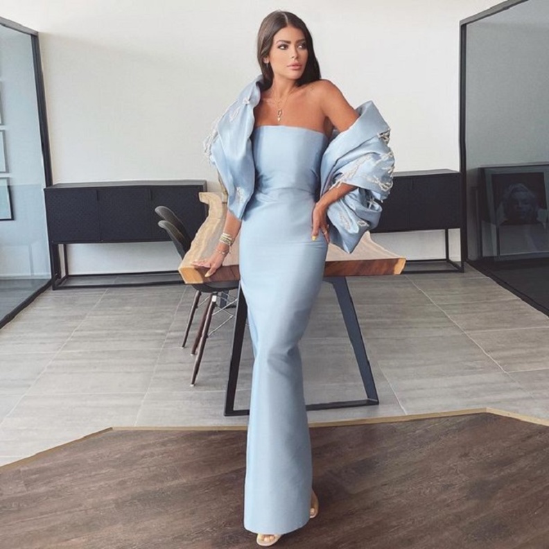  فساتين خطوبة باللون الازرق @fozaza