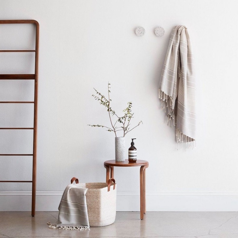 اكسسوارات لتعليق الحاجيات على جدران منزلك