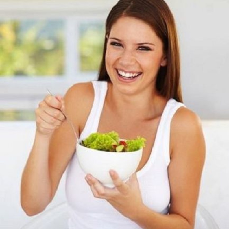  اطعمة يجب تناولها نيئة