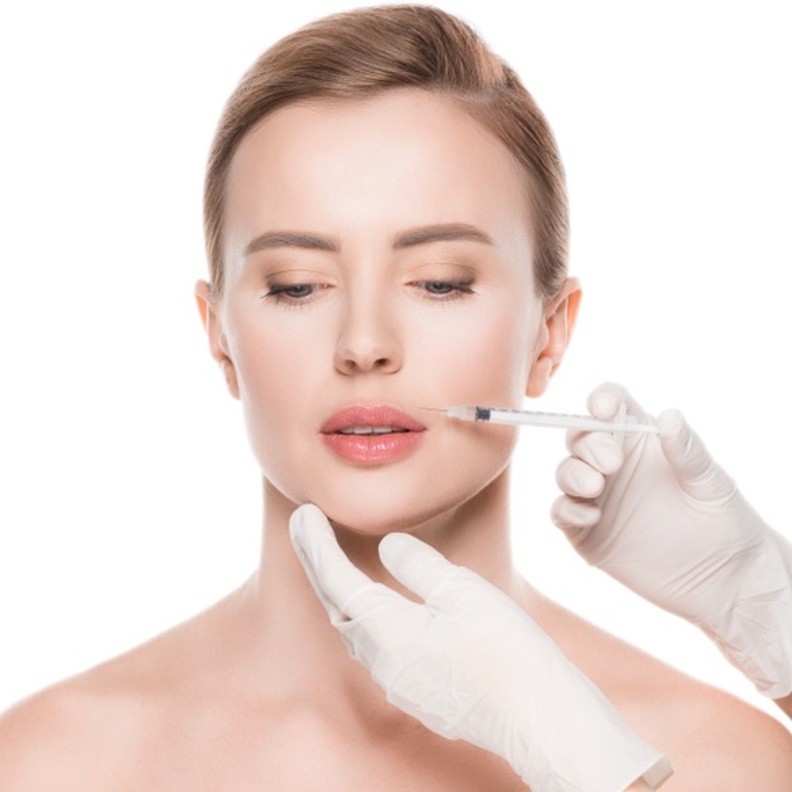 حقن الفيلر يمنحك شفاه ممتلئة وكبيرة