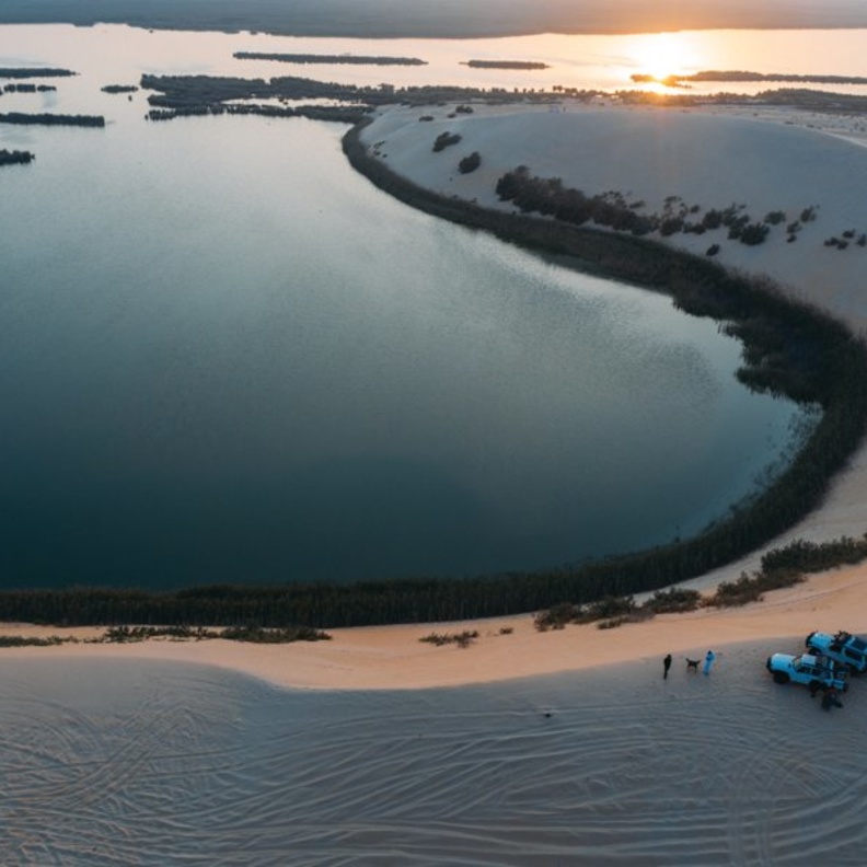 أجواء لا مثيل لها في بحيرة الأصفر 