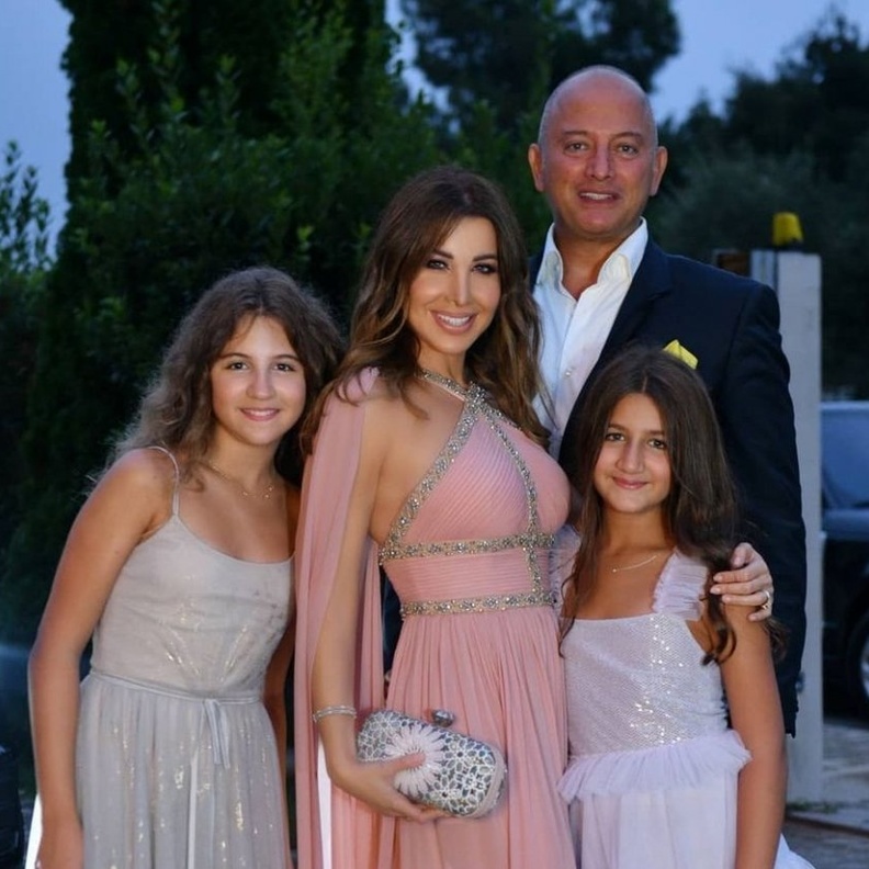 نانسي عجرم وأسرتها