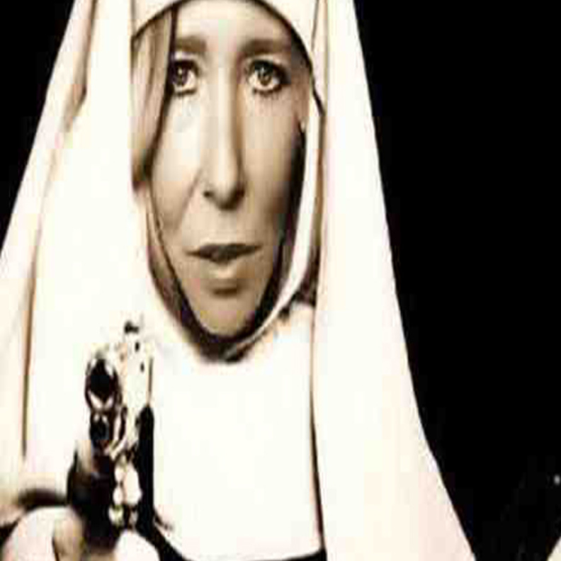 سالى جونز على صدر صحيفة الغارديان