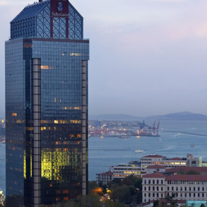 أجمل التجارب في فندق الريتز-كارلتون، اسطنبول !