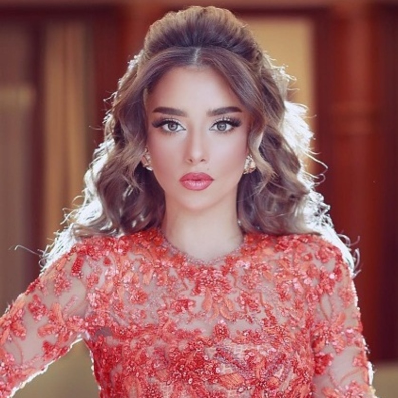 بلقيس تفاجئ جمهورها