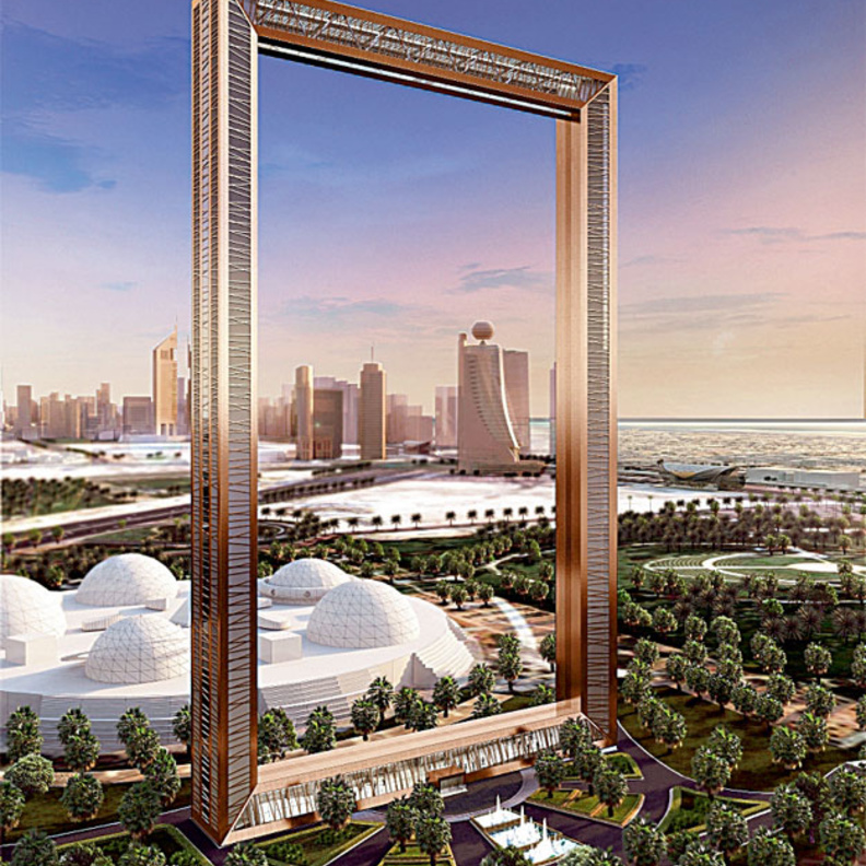 برواز دبي .. المقصد رقم واحد في العالم عند افتتاحه