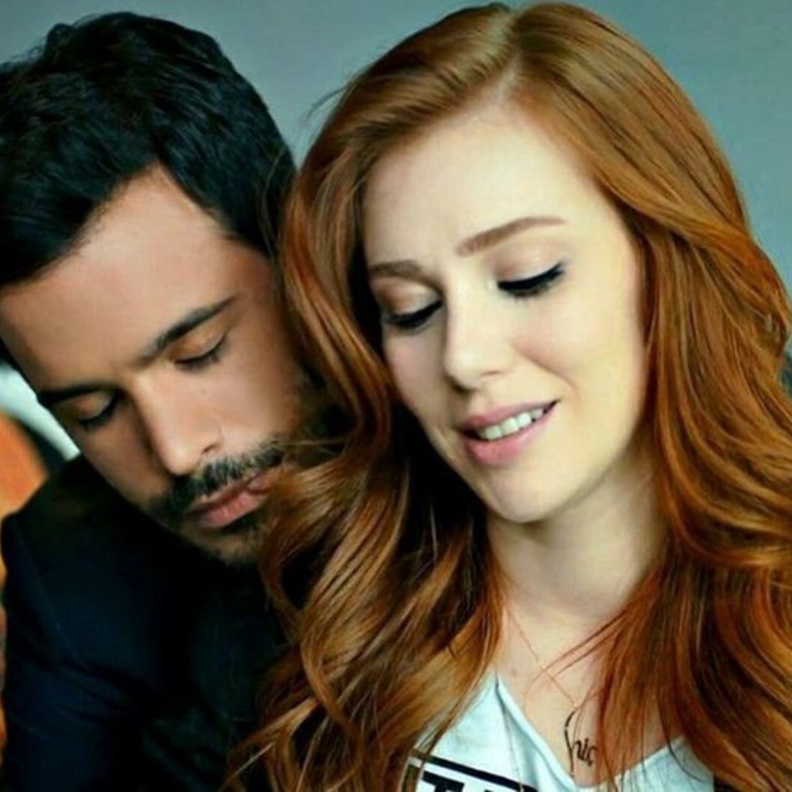 مشهد من مسلسل حب للايجار