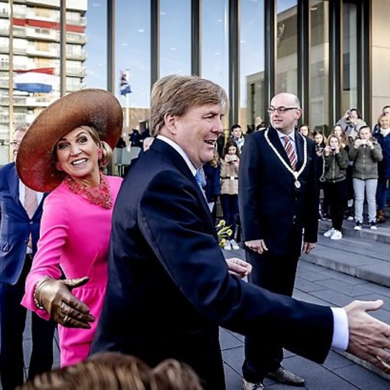 الملك فيليم ألكسندر والملكة ماكسيما يزوران Krimpen aan den Ijssel
