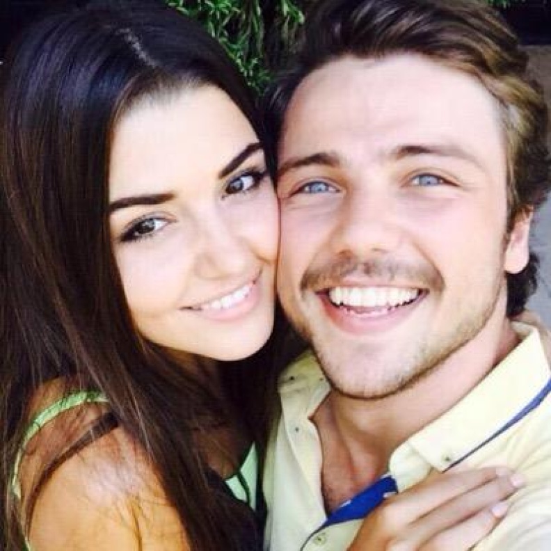 هانده إرتشيل وتولغا ساريتاش