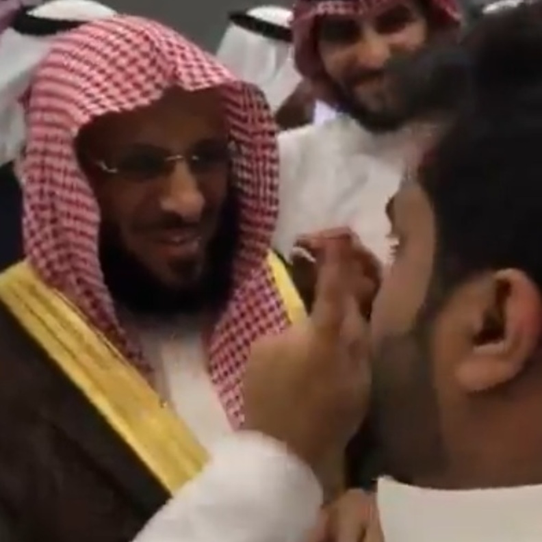 الموقف تم تداوله على مواقع التواصل الاجتماعي بكثافة.