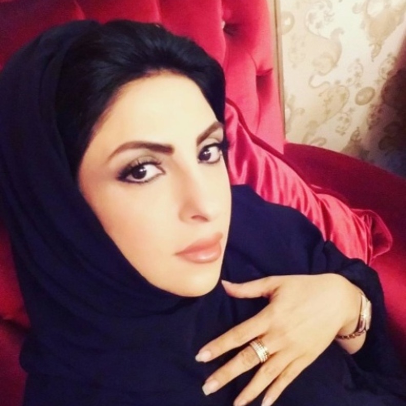 زينب العسكري