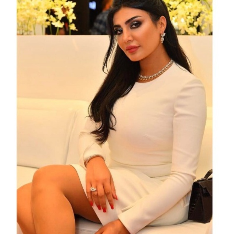 امل العوضي 6