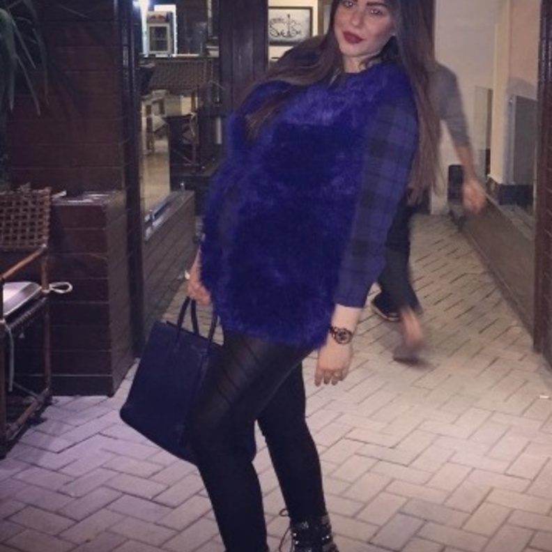 شهد رمزي حامل