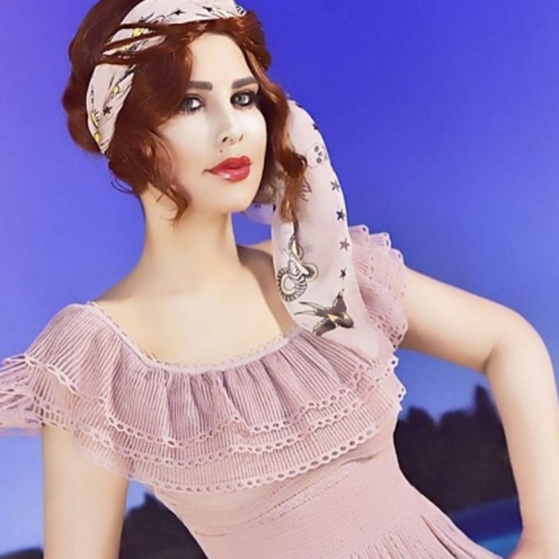 الفنانة الكويتية شمس