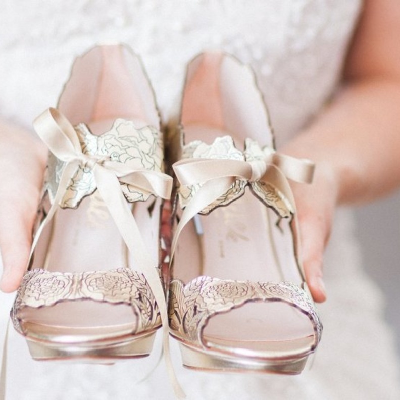 حذاء مميز من jimmy choo