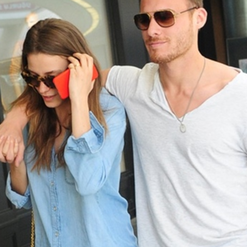 سيريناي ساريكايا وكرم بورسين