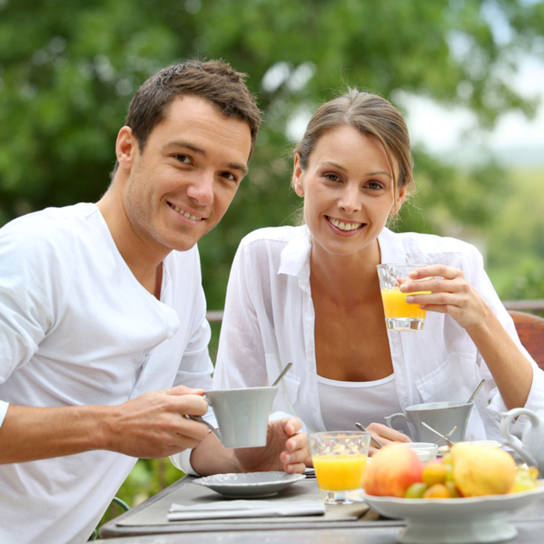 لا تدعي حساسية الطعام تفسد عليك شهر العسل