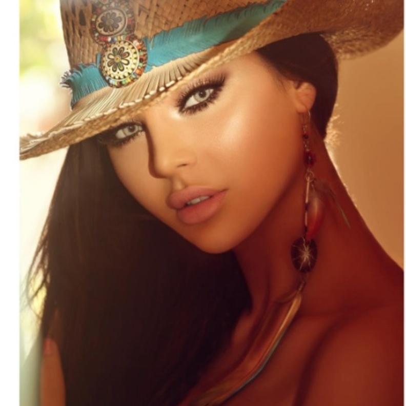 الفنانة قمر 2016