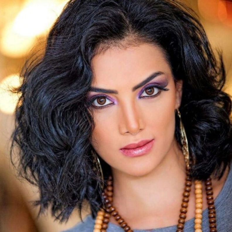 حورية فرغلي والعريس