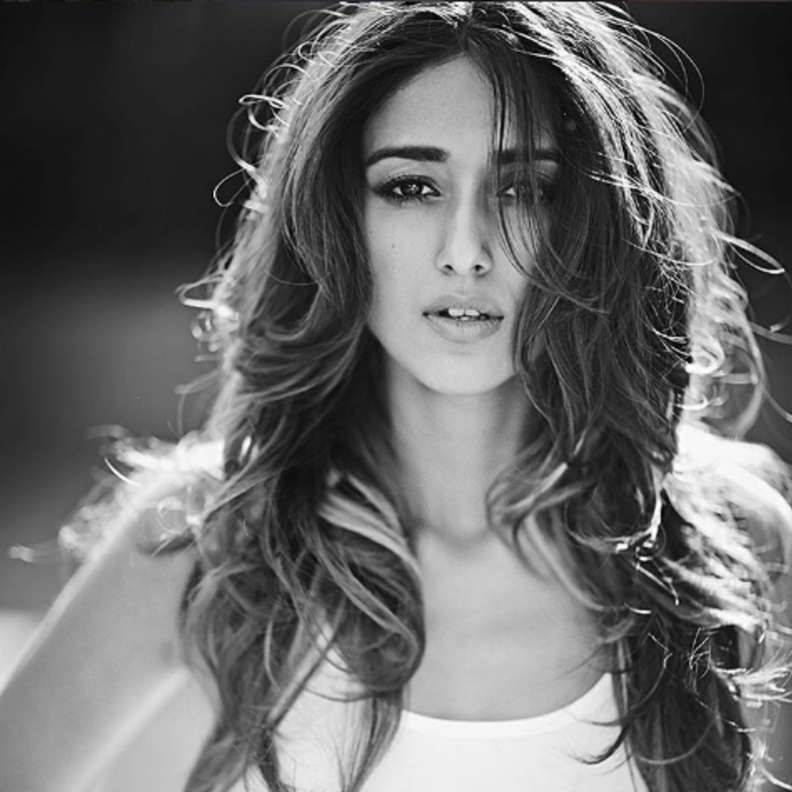 إليانا دي كروز .. أنا فخورة برستم!