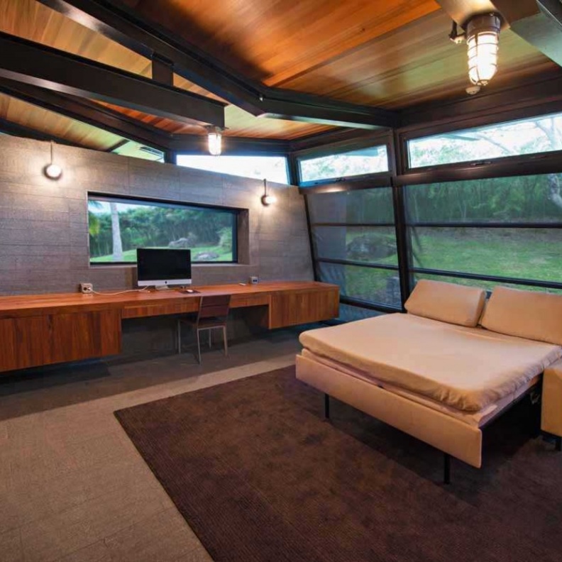 ثلاثة أكواخ بجزيرة ماوي بـ19.8 مليون دولار