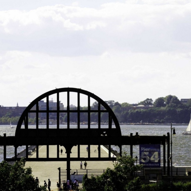 حديقة عائمة فوق نهر هدسون بـ 130 مليون دولار