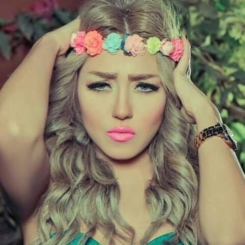 انجى ابوزيد