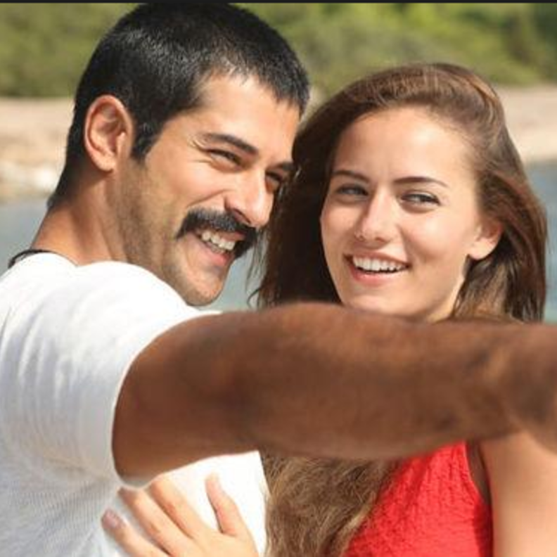 بوراق أوزجفيت وفهرية إفجان