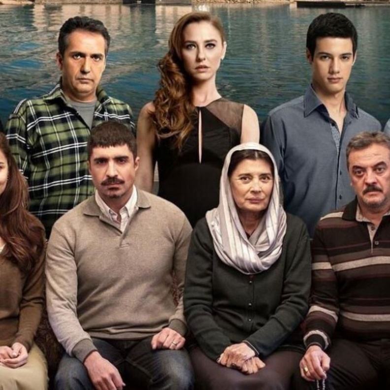 لم نشاهد وردة واحدة في المسلسل التركي "ورد وشوك" !