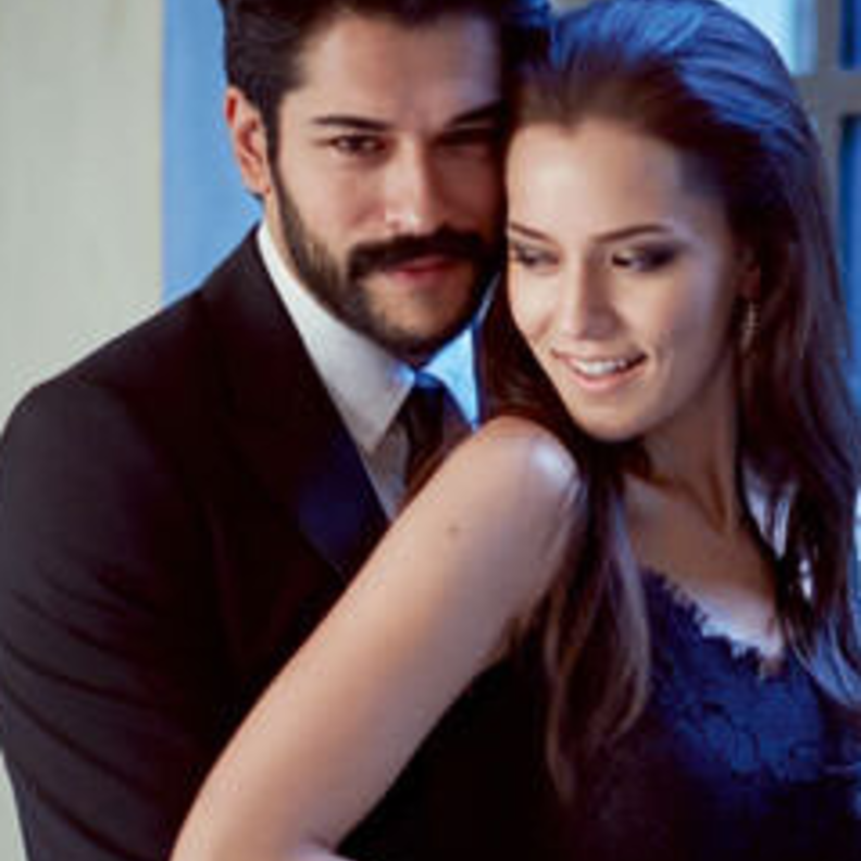 بوراك أوزجفيت وفهرية إفجان