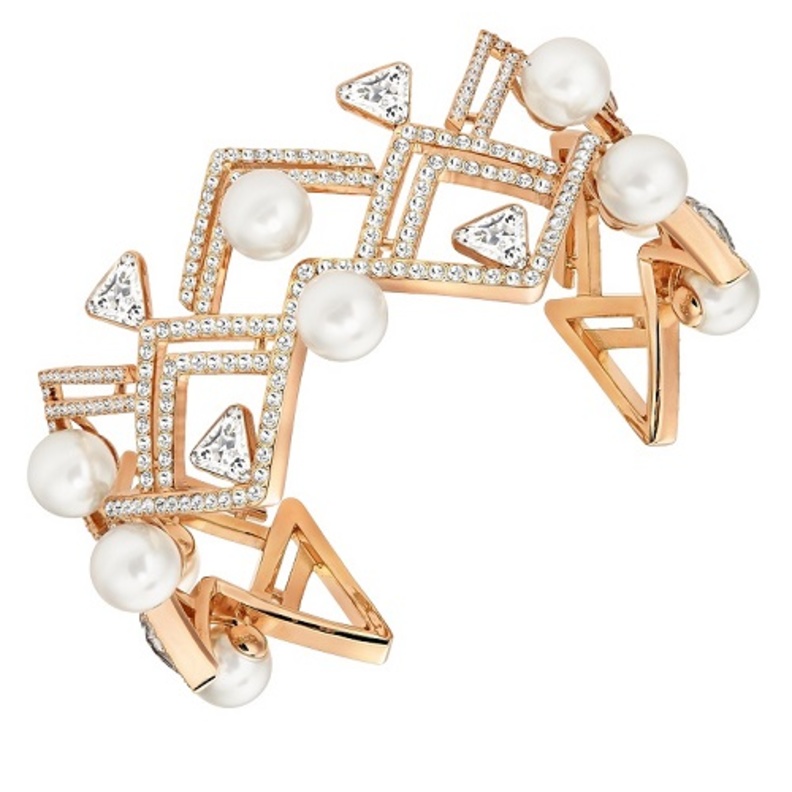 مجوهرات سواروفسكي تحتفل بيوم الأم بتقديم ثلاث مجموعات مميزة