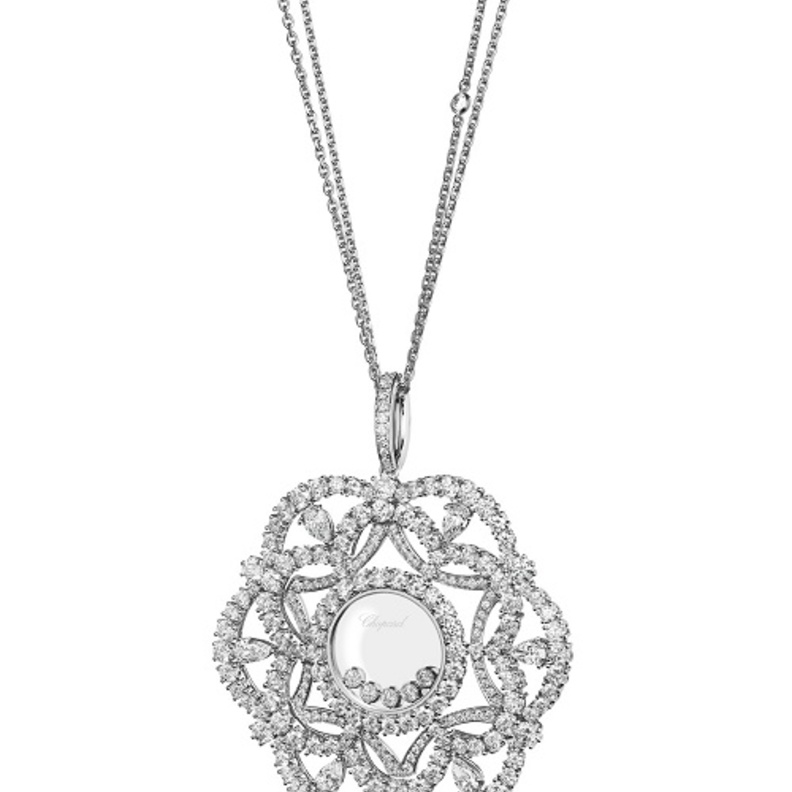 طقم الماس انيق ابتكرناه لكم من بولغري و شوبارد