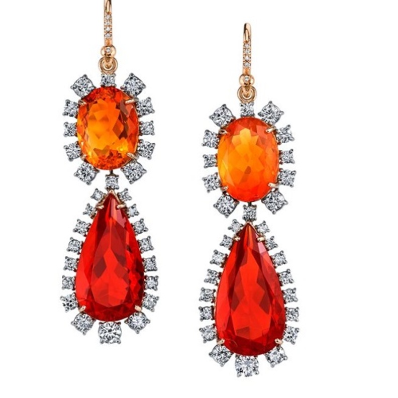 اقراط من تصميم ايرين نيويرث Irene Neuwirth 