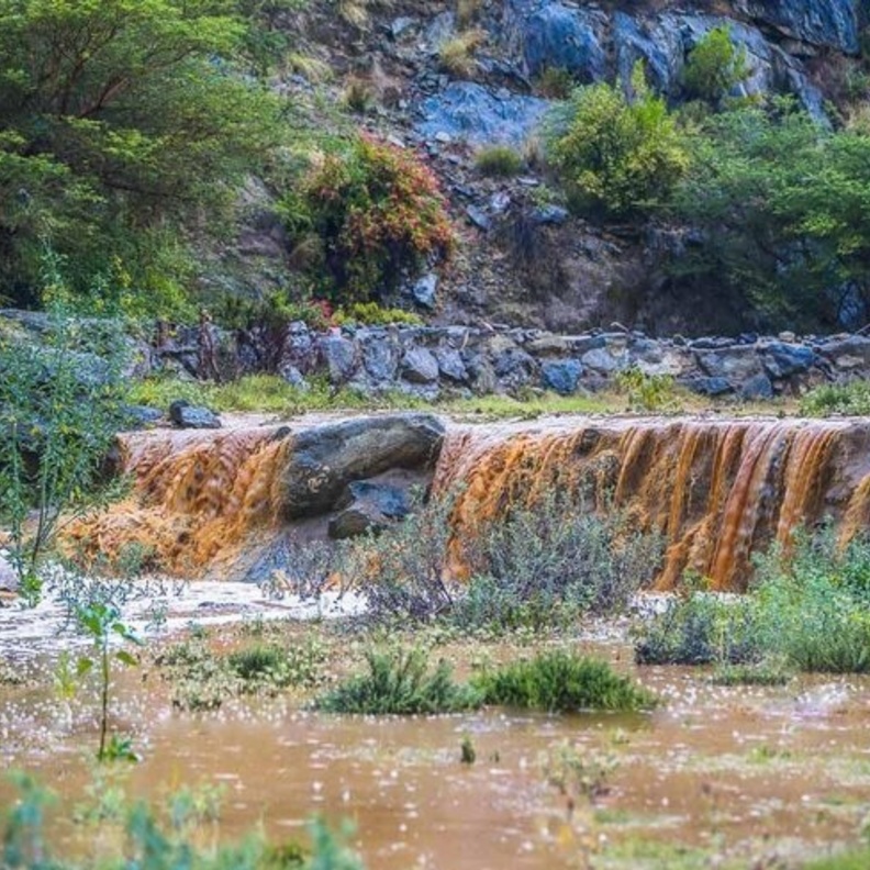شلالات المياه بعد الأمطار