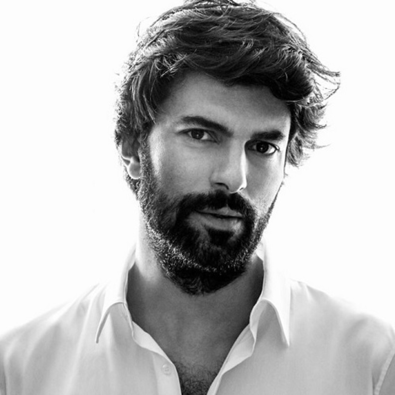 انجين اكيوريك Engin Akyurek