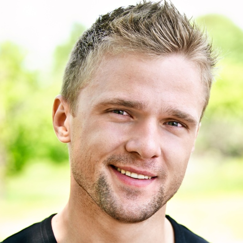 التوتر يزيد من ظهور الشيب المبكر