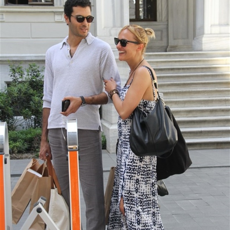 مريم أوزرلي وحبيبها أوزجان