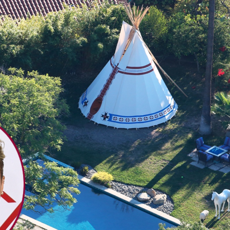 مايلي سايروس تبني كهفاً في فناء منزلها