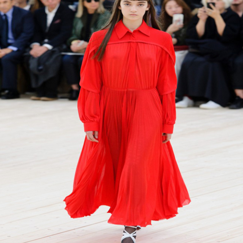 فستان بقماش براق من لوي فيتون Louis Vuitton