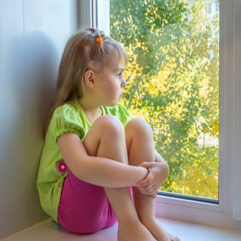 احذرا تدليل الأبناء و السبب حماية مستقبلهم