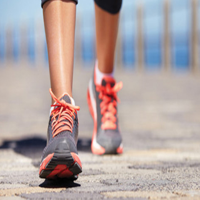 طريقة المشي الخاطئة تسبب ألم الركبة