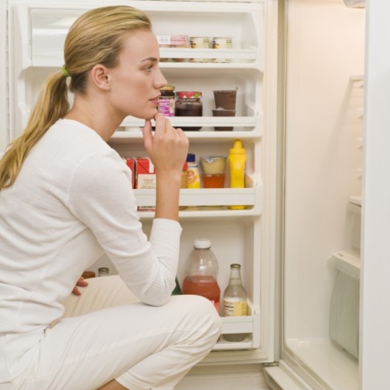 إكتشفي أخطاء العشاء الشائعة التي تزيد وزنك