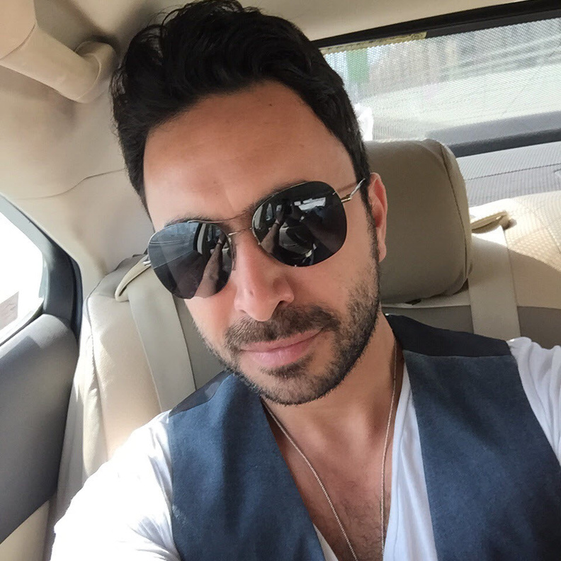 مفاجآت نادر الأتات في دبي