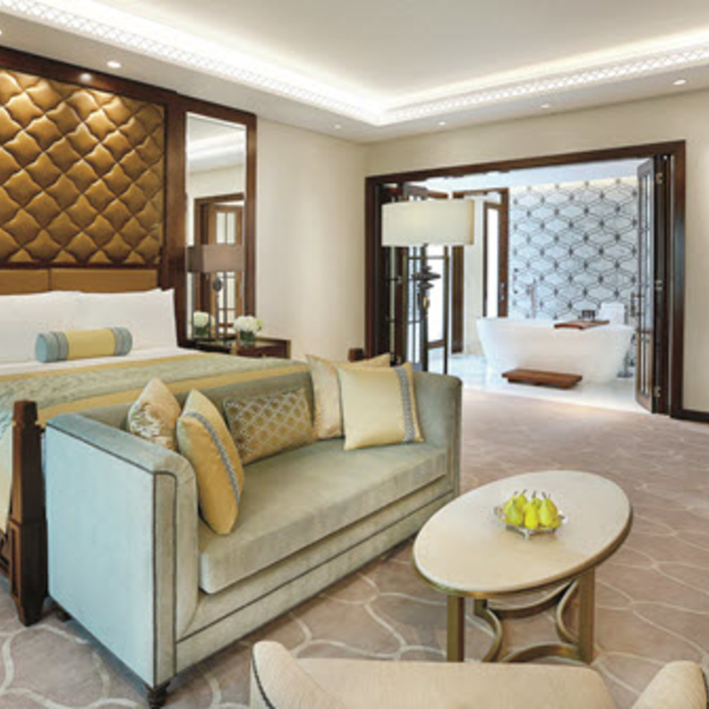 الجناح الرئاسي في الريتز-كارلتون، دبي: رفاهية مطلقة