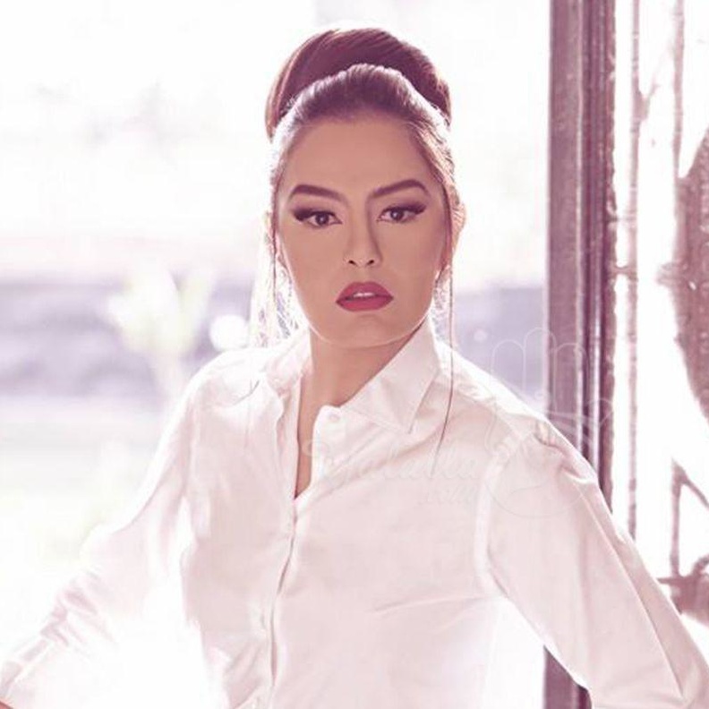 شريهان تكسر القاعدة وترقص مع عمرو دياب