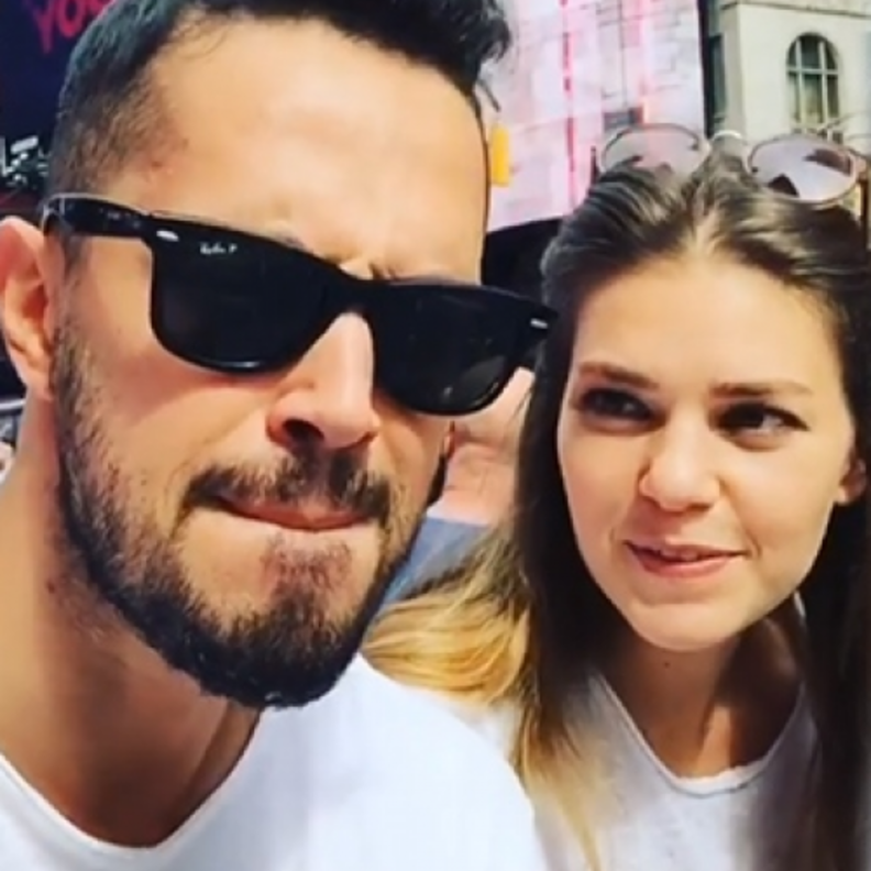 أسلي انفر ومراد بوز