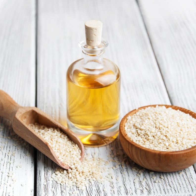 فوائد زيت السمسم للقولون