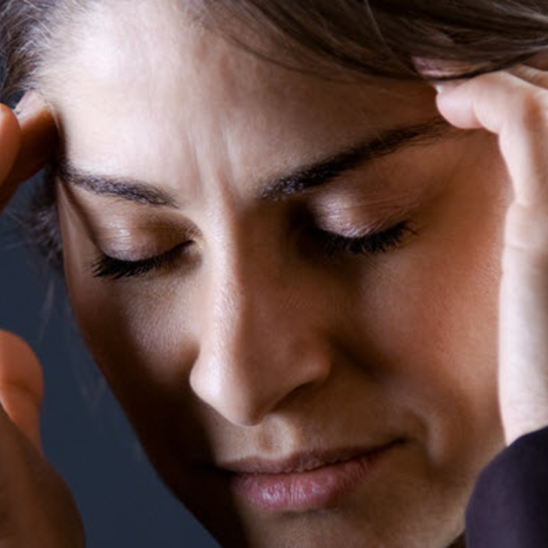 اعراض انقطاع الدورة الشهرية المبكر لا يستهان بها